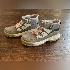 OshKosh B'gosh Gray and Tan Kids High-Top Boots
